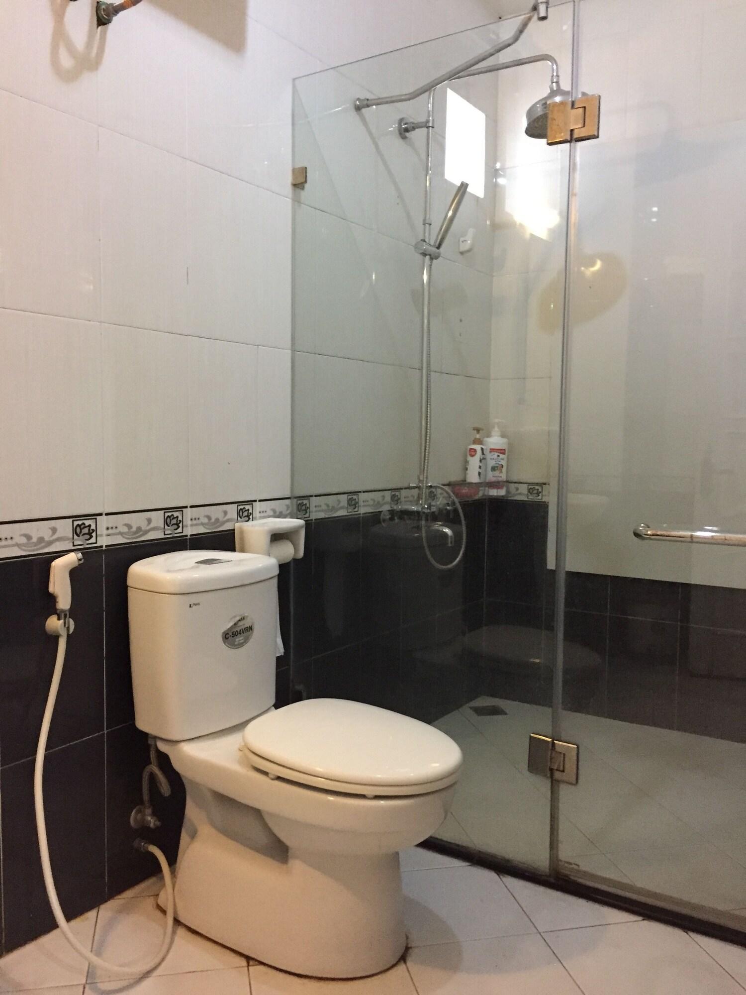 Thai Hoa Hotel Ханой Екстериор снимка