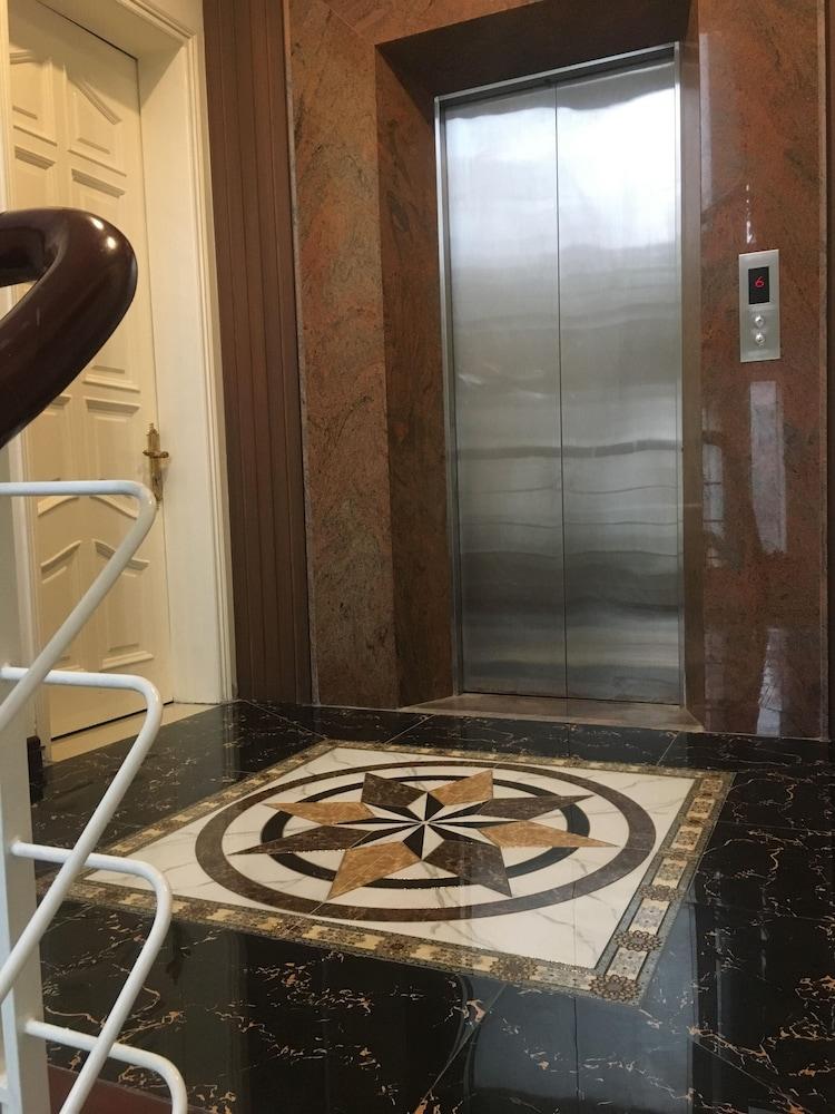 Thai Hoa Hotel Ханой Екстериор снимка